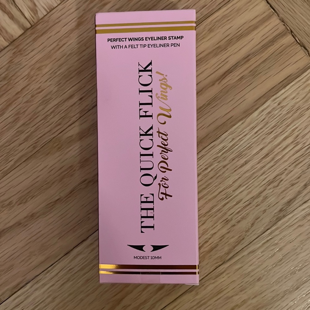 The Quick Flick for perfect wings!